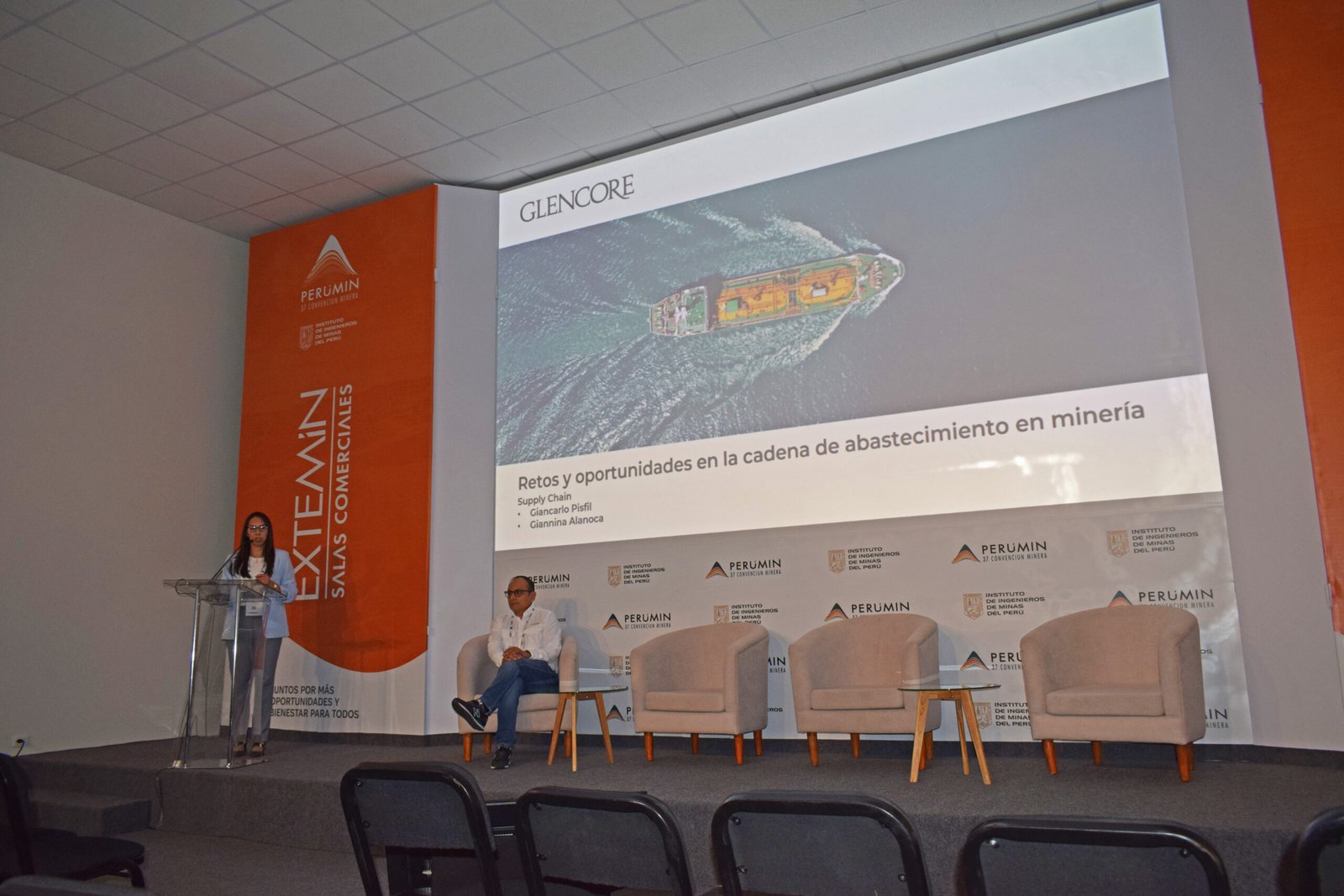 Conferencia durante PERUMIN 37 Convención Minera