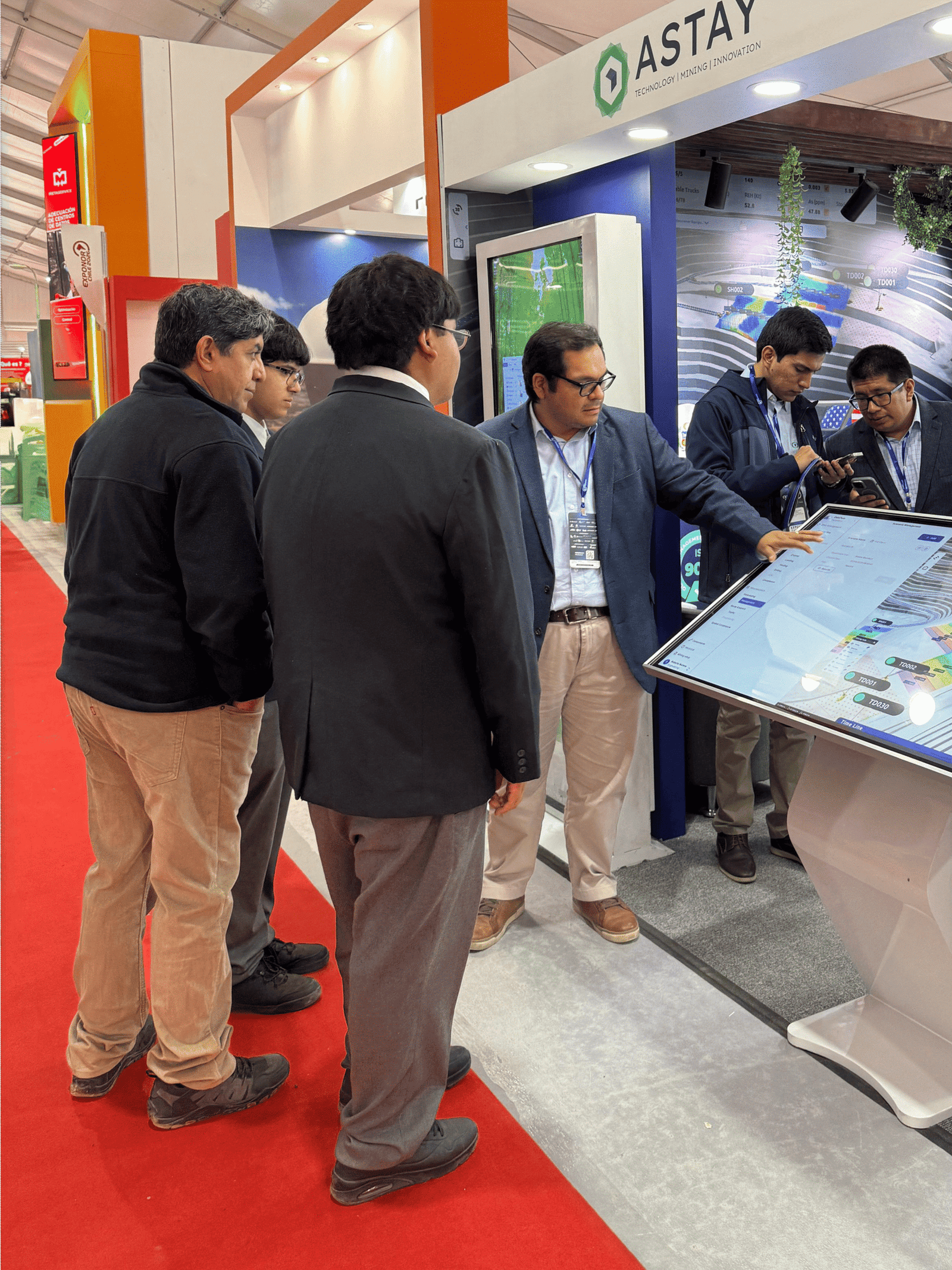 Demostración de soluciones ASTAY en EXPONOR